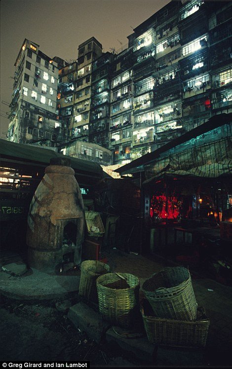 Kowloon Walled City 18