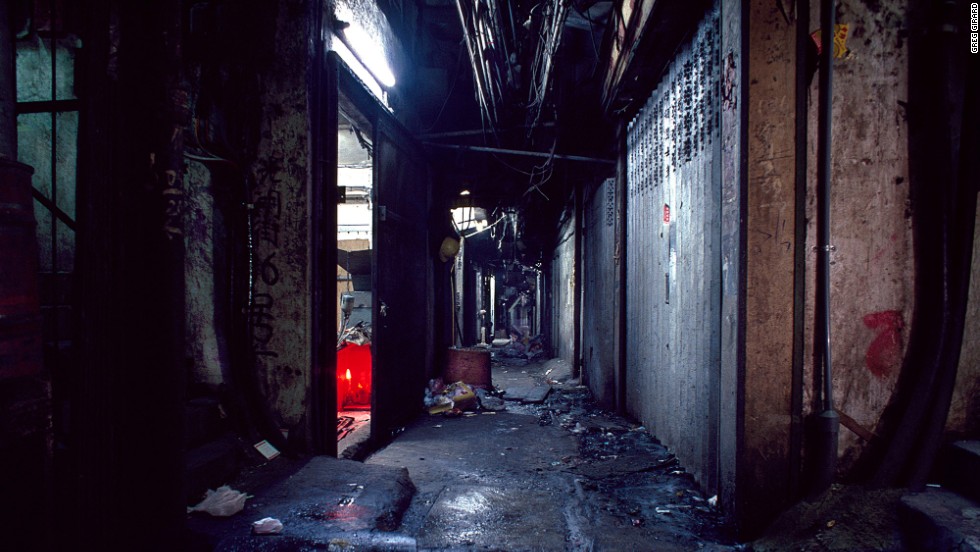 Kowloon Walled City 23